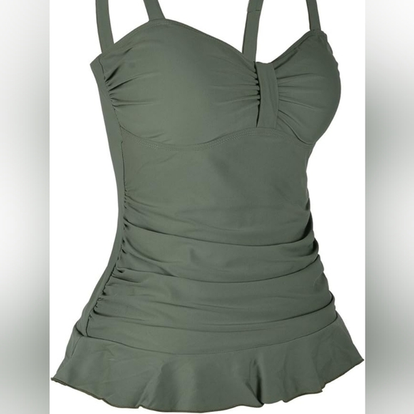 Hilor 50's Retro Ruched Tankini Swimsuit Top with Ruffle Hem - Picture 2 of 8